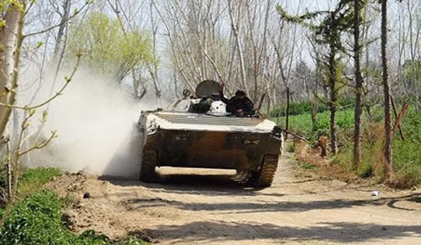 “Chao lua” Idlib nong ray, My lap can cu moi tai Deir Ezzor-Hinh-7