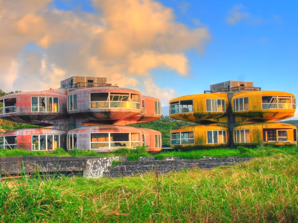 Kinh ngac loat cong trinh dat do nhat the gioi bi bo hoang-Hinh-10