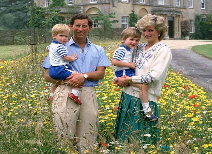 Nhin lai khoanh khac hanh phuc trong cuoc doi Cong nuong Diana-Hinh-8