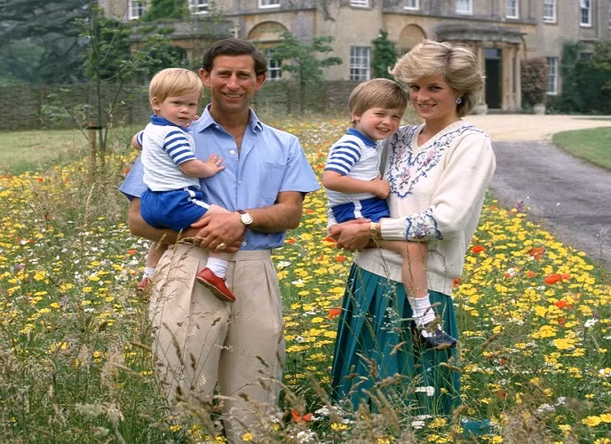 Nhin lai khoanh khac hanh phuc trong cuoc doi Cong nuong Diana-Hinh-8