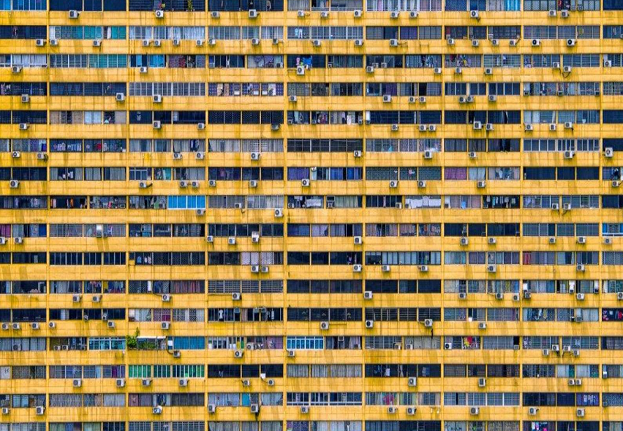 Tác phẩm “Cuộc sống đô thị” do Thigh Wanna chụp tại Singapore năm 2017. Được biết, khoảng 80% người dân Singapore sống trong những tòa chung cư cao tầng tại quốc gia Đông Nam Á này.