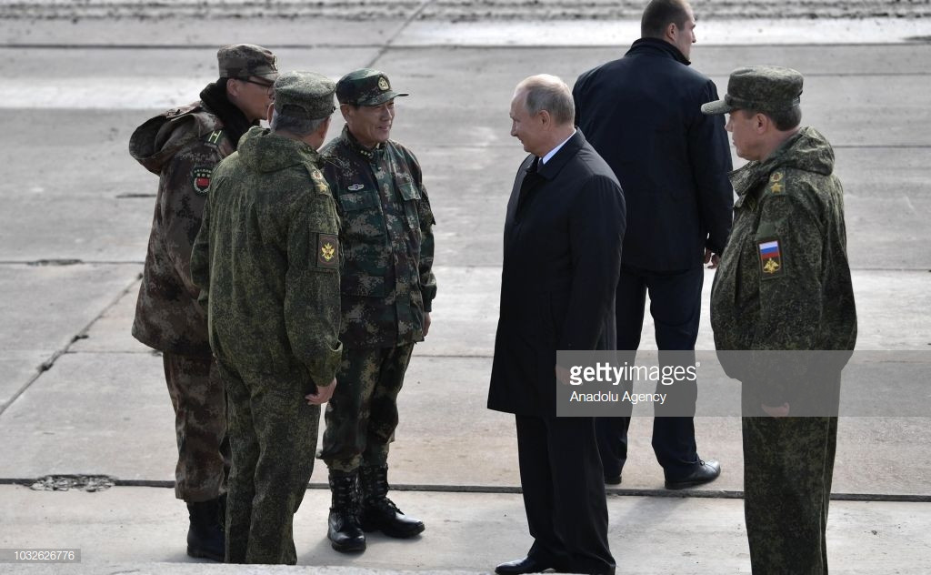 Được biết, Vostok-2018 là cuộc tập trận quy mô lớn nhất của Nga kể từ sau khi Liên Xô tan rã. Hàng nghìn binh lính Mông Cổ, Trung Quốc cũng tham gia vào cuộc tập trận này. Ảnh: Getty.