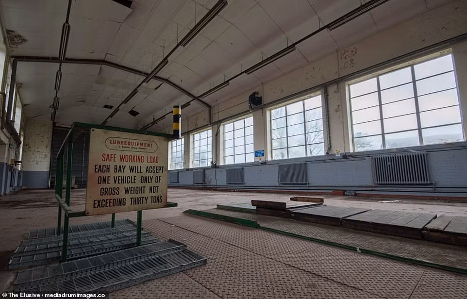 High Ercall là căn cứ cũ của Không quân Hoàng gia Anh nằm gần ngôi làng High Ercall, cách thị trấn Shrewsbury, Shropshire, khoảng 11 km về phía đông bắc.