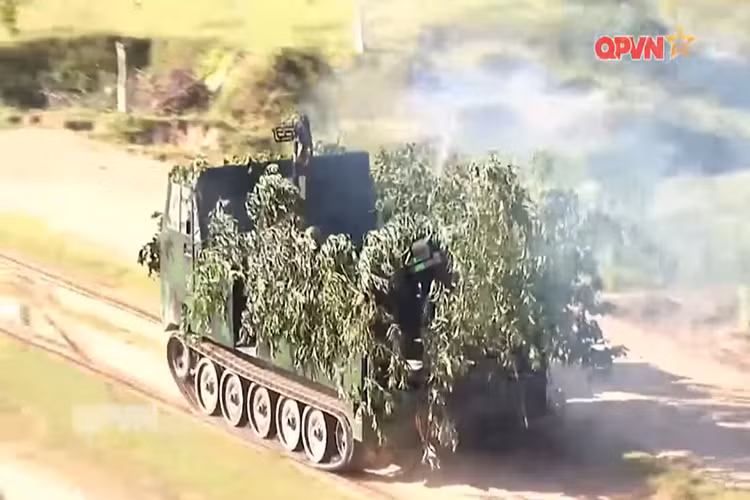 Với bộ ba pháo cối tự hành mới được Quân khu 9 nâng cấp cải tiến kể trên, có thể thấy các đơn vị pháo binh của quân khu đã tự lực vượt qua mọi khó khăn nâng cấp và cải tiến các trang bị vũ khí hiện có thành những tổ hợp với khả năng tác chiến hiệu quả đã giúp các đơn vị của Quân khu 9 nâng cao sức mạnh chiến đấu, đặc biệt là trên địa sông nước khu vực Đồng bằng sông Cửu Long. Nguồn ảnh: QPVN.