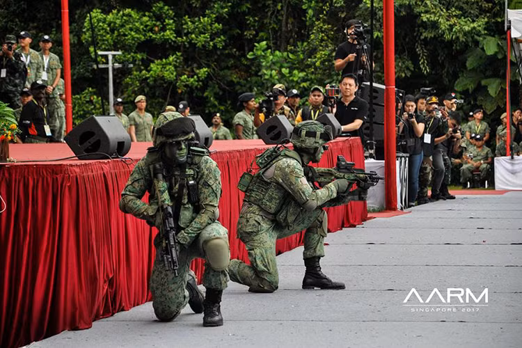 AARM 2017 sẽ diễn ra từ ngày 6 đến 22 Tháng 11 năm 2017. Với sự tham gia của 550 quân nhân đến từ 10 đội tuyển tranh tài trong năm phần thi gồm: bắn súng tiểu liên, súng máy, súng ngắn cho nữ, và súng ngắn - súng trường cho nam. Nguồn ảnh: AARM 2017.