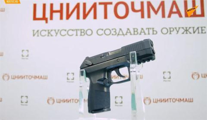 Trước khi trang bị khẩu Poloz, lực lượng đặc biệt Nga còn được biết đến với nhiều vũ khí tối tân khác nhau, trong đó có khẩu ASh-12 - vũ khí không chỉ xuyên thủng các bức tường mà còn thực hiện nhiệm vụ một cách hoàn toàn im lặng. Theo các binh sỹ thuộc lực lượng đặc nhiệm Nga, khẩu ASh-12 được thiết kế để hoạt động trong các không gian hẹp, ở khoảng cách ngắn từ 50 đến 10m.