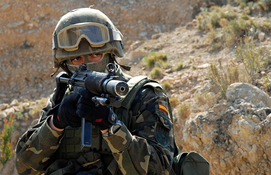 Không quân trong Lực lượng phản ứng nhanh có nhiệm vụ vận chuyển kịp thời các đơn vị đến những khu vực cần thiết và yểm trợ cho hoạt động của các đơn vị này. Đơn vị này gồm các phân đội máy bay chiến đấu, máy bay phục vụ, lực lượng và phương tiện phòng không - không quân của các nước thành viên, đảm bảo 200 lượt máy bay xuất kích trong một ngày đêm.