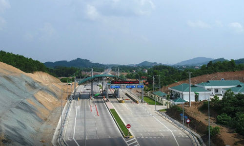 Chủ đầu tư cho rằng không thể di dời trạm thu giá trên QL3 cũ.