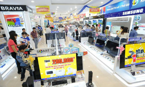Hàng tồn ăn mòn lợi nhuận, ‘ông lớn’ điện máy tìm kế thoát hiểm.
