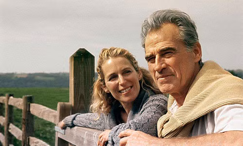 Sống lạc quan, suy nghĩ tích cực chính là cách giúp bạn luôn có được đời sống tinh thần phong phú, thể chất dồi dào, có lợi cho sức khỏe của não bộ. Ảnh: quanjing.