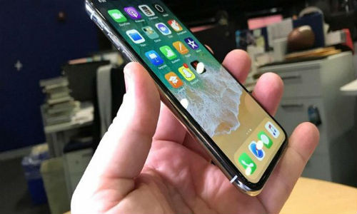 Điều đáng nói là nó ảnh hưởng khá nhiều máy, từ iPhone X, iPhone 7 Plus, iPhone 6s, thậm chí, trên một vài chiếc iPhone X cao cấp cũng gặp phải tình trạng trên.