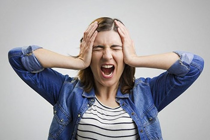 Stress tác động tiêu cực đến tiêu hóa của bạn và có liên quan đến một số bệnh như loét dạ dày, táo bón và tiêu chảy. Do đó, bạn hãy cố gắng kiểm soát stress, giảm căng thẳng để cải thiện các triệu chứng về tiêu hóa. Ảnh: anninhthudo.