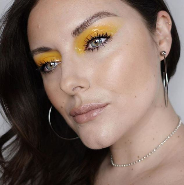 Bạn có dám thử làm đẹp với màu phấn mắt này như này không? Ảnh: sweetyhigh.