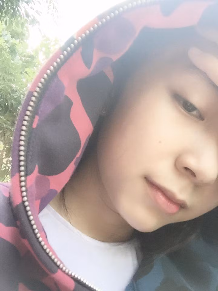 Bật bí về mong ước trong tương lai, Hoàng Lan thổ lộ, cô muốn có cơ hội theo đuổi con đường ca hát chuyên nghiệp và sẽ cố gắng để biến ước mơ thành hiện thực.