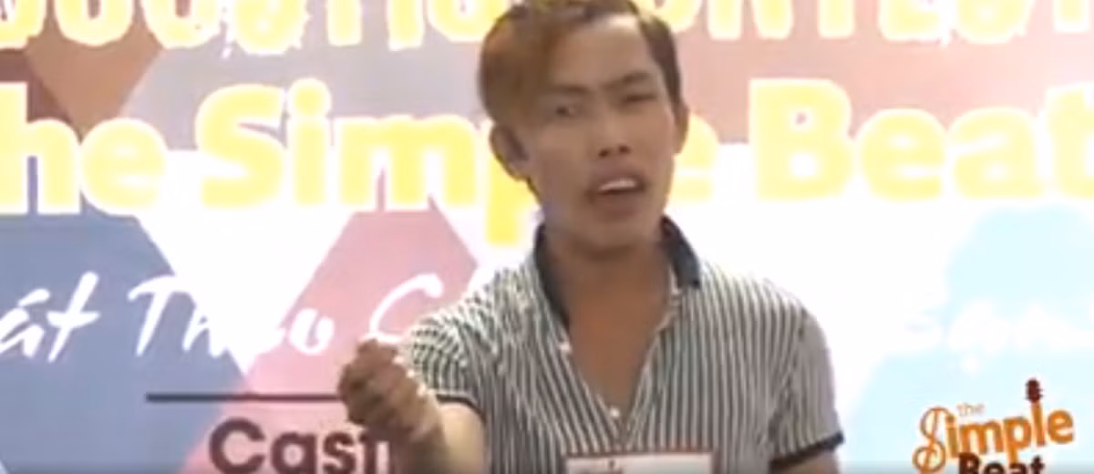 Khá nhiều người sau khi xem xong clip trình bày của Tùng Sơn đã thích thú bình luận: "Xét về phần 'diễn sâu' có lẽ Hariwon còn phải học Sơn Tùng dài dài". Bài hát này cũng đã giúp Tùng Sơn thu về được hàng nghìn lượt thích và chia sẻ của mọi người, đưa tên tuổi của anh chàng vào danh sách những "thảm họa âm nhạc". Biệt danh "bản sao của Lệ Rơi" do dân mạng đặt cho Tùng Sơn cũng là một cách để châm chọc giọng hát tệ hại của anh chàng này.