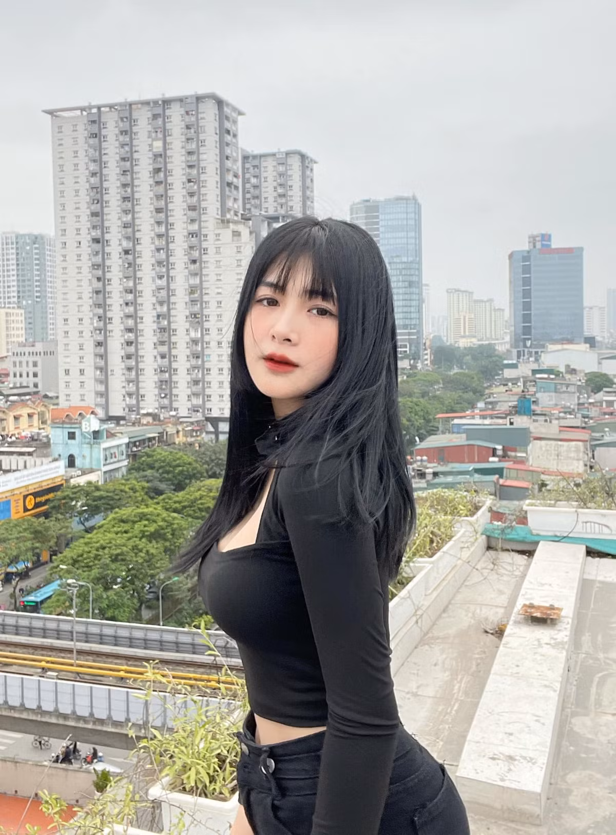 Quỳnh Alee hiện đang là nữ streamer nhận được sự yêu mến từ công chúng. Ảnh: Tổng hợp