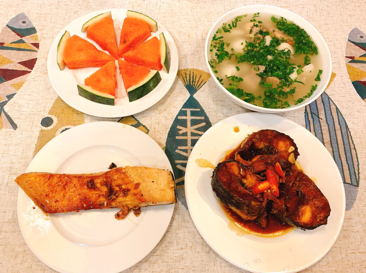 Hội chị em đảm đang đã cùng nhau chia sẻ những mâm cơm nhà vô cùng đẹp mắt, ngon miệng lại đơn giản với nhiều người. Ảnh: Le Lan Anh