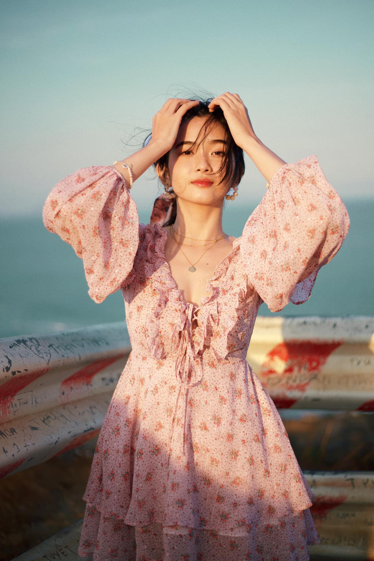 Nữ sinh RMIT sở hữu chiều cao ấn tượng 1m62 với số đo ba vòng khá cân đối: 88 - 67 - 93.