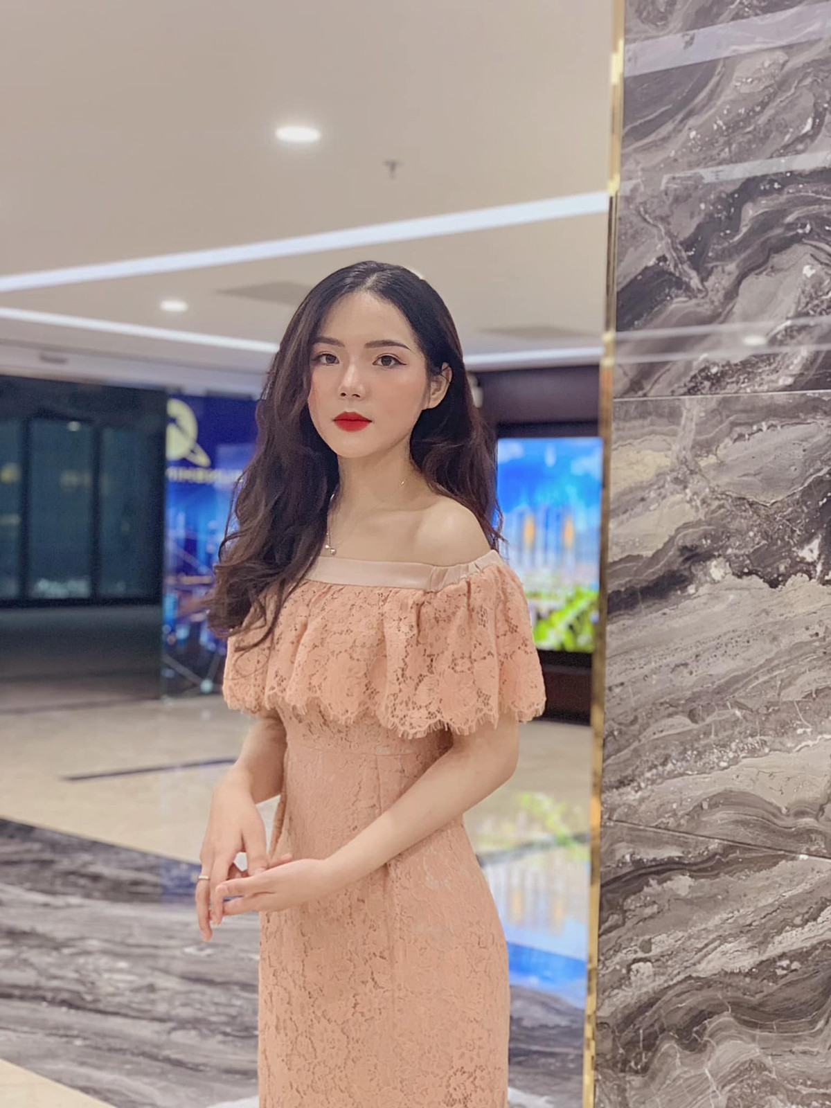 Đối với Diệu Anh, hiện tại việc hoàn thành tốt nhiệm vụ trên lớp và ra trường đúng hạn vẫn là ưu tiên hàng đầu.