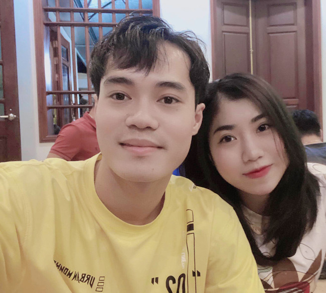 Hiện tại, em gái Văn Toàn ngày càng trưởng thành và xinh đẹp hơn. Khác với khi mới được biết đến, Nguyễn Nụ của hiện tại gợi cảm và mặn mà hơn.