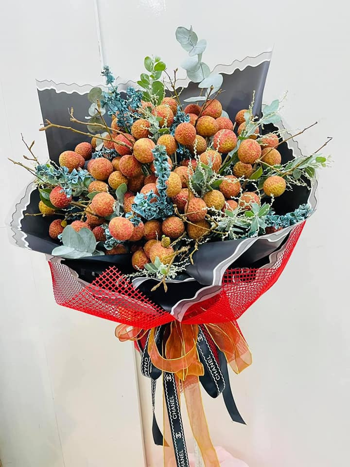 Thậm chí, có những cô gái còn khẳng định rằng, giờ ai mà tặng bó hoa này là sẽ... yêu luôn. Ảnh: Hoang T Hoang