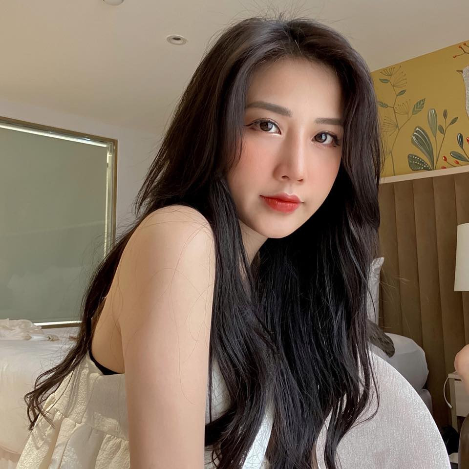 Linh Hương theo đuổi hình mẫu phụ nữ tự lập cả về tài chính lẫn mọi quyết định trong cuộc sống.