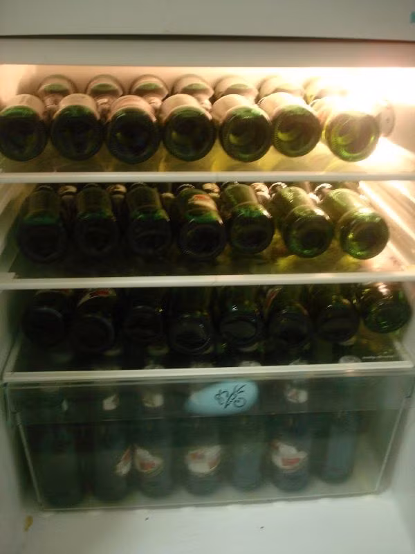 Tủ lạnh này chắc hẳn dành cho cánh mày râu. Ảnh: Công Nguyễn