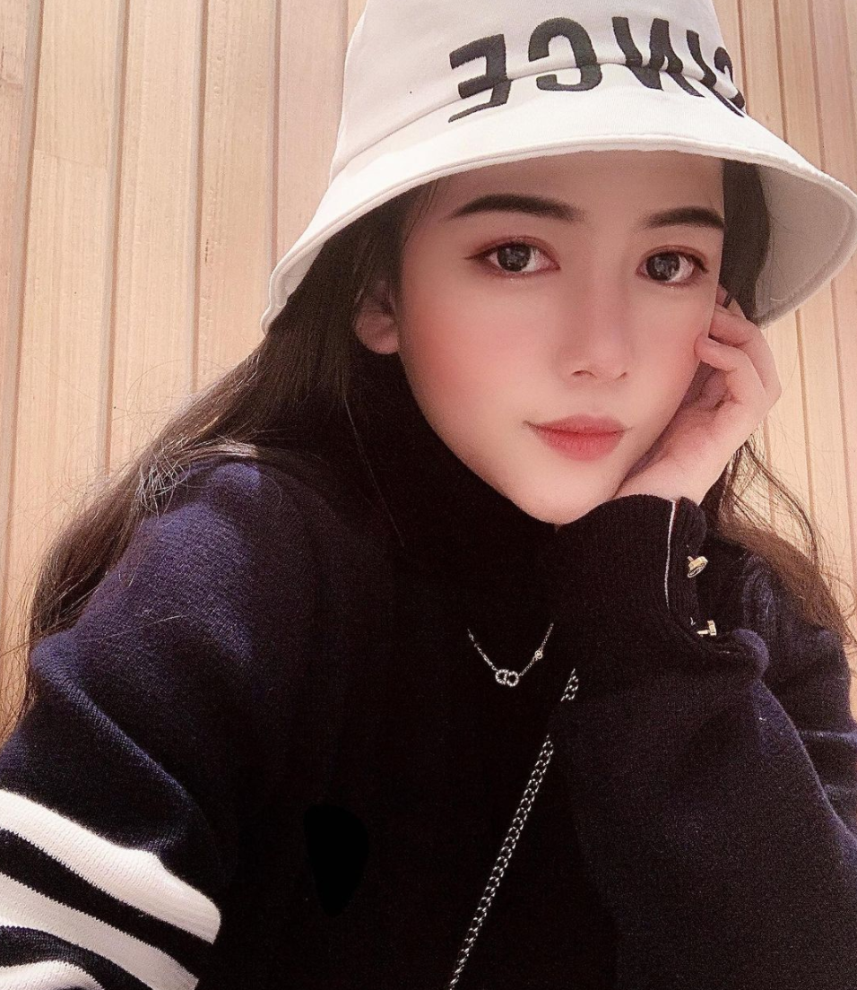 Được biết, Kiều Yến sở hữu chiều cao 1m68 cùng số đo 3 vòng 82-60-90. Nữ rich kid 10x từng ấp ủ dự định tham gia các cuộc thi về nhan sắc tại Việt Nam. Không chỉ vậy, 10X còn muốn dấn thân vào lĩnh vực nghệ thuật như: hát, múa, người mẫu,...