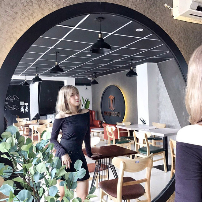 Cũng chính từ những phát ngôn này, cô nàng trở thành hiện được được săn đón trên mạng xã hội suốt mấy ngày qua.