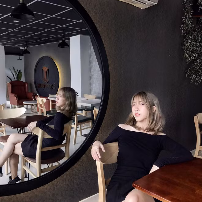 Có thể thấy, Đoan Minh đã làm công việc food blogger từ lâu, chỉ cần nhìn vào lượng bài viết trên Instagram là đủ hiểu.