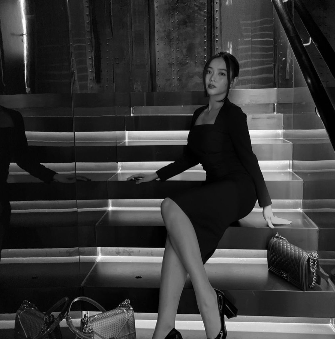 Hiện tại trang cá nhân Instagram của người đẹp cũng thu hút hơn 17.000 lượt follow.