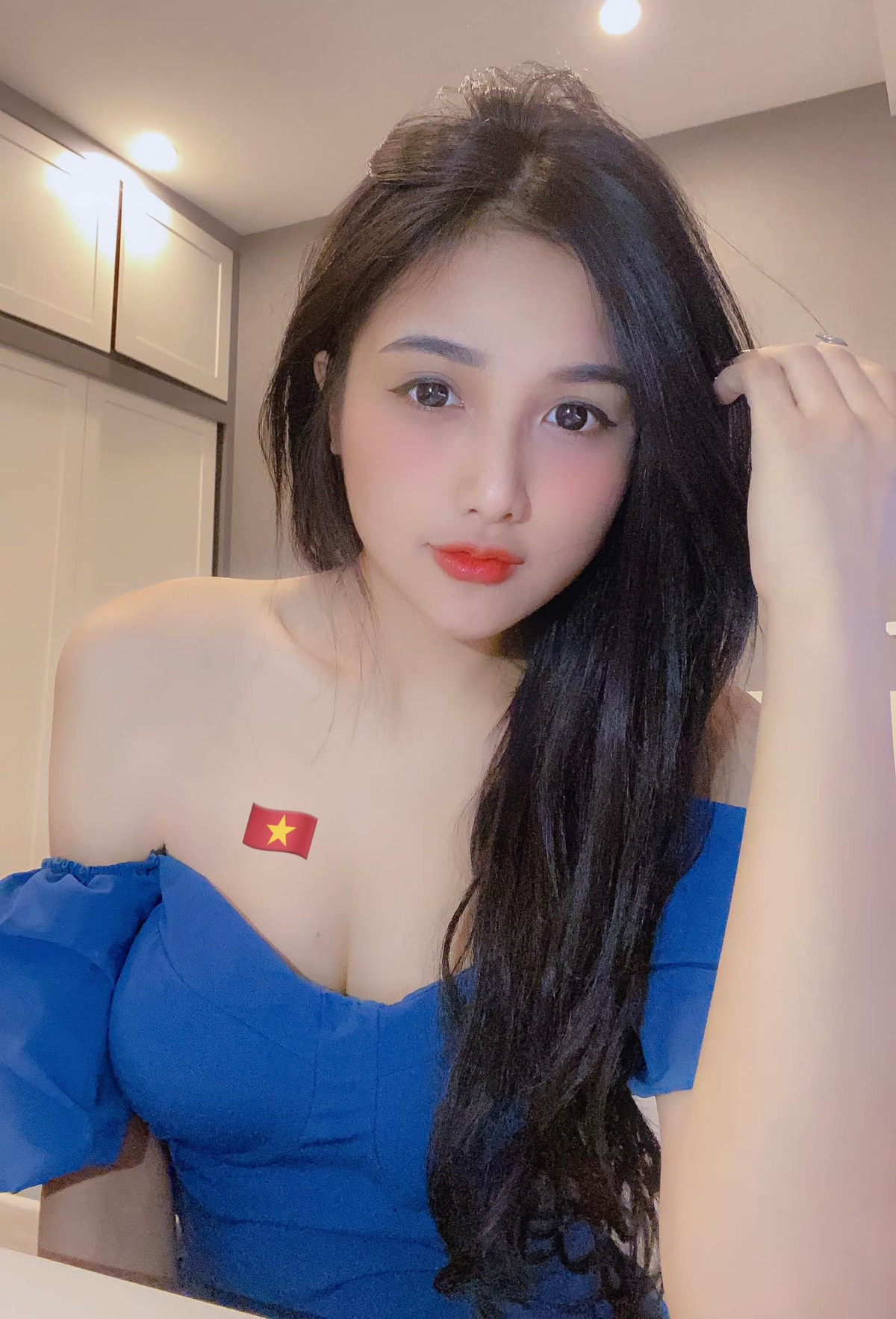 Thời gian gần đây, Thanh Hằng đã mạnh dạn thử sức với phong cách gợi cảm để khoe trọn vẻ đẹp của lứa tuổi 20.