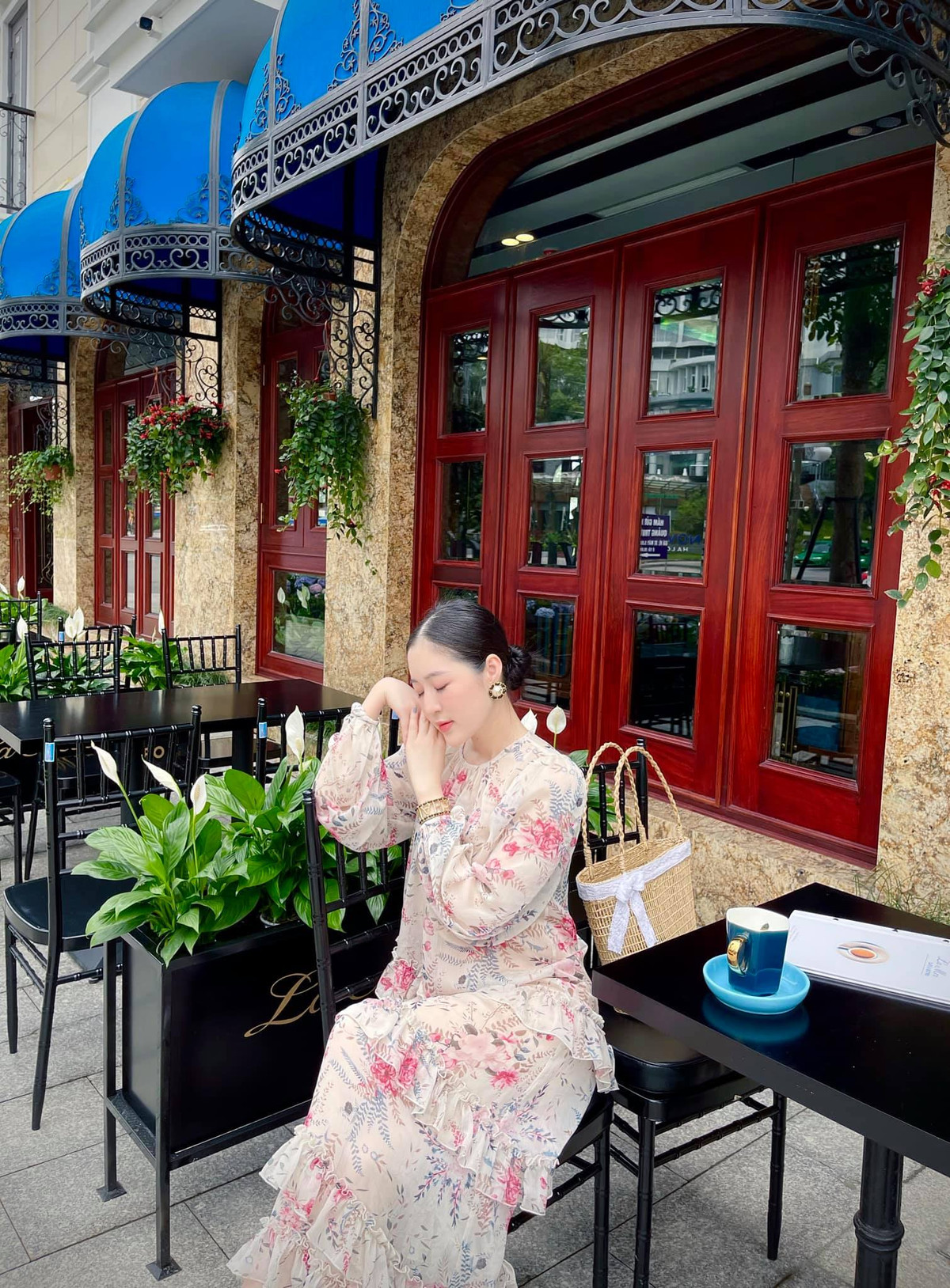 Thanh Tâm sở hữu vẻ đẹp chuẩn Á Đông, với gương mặt xinh xắn và làn da trắng nõn nà.