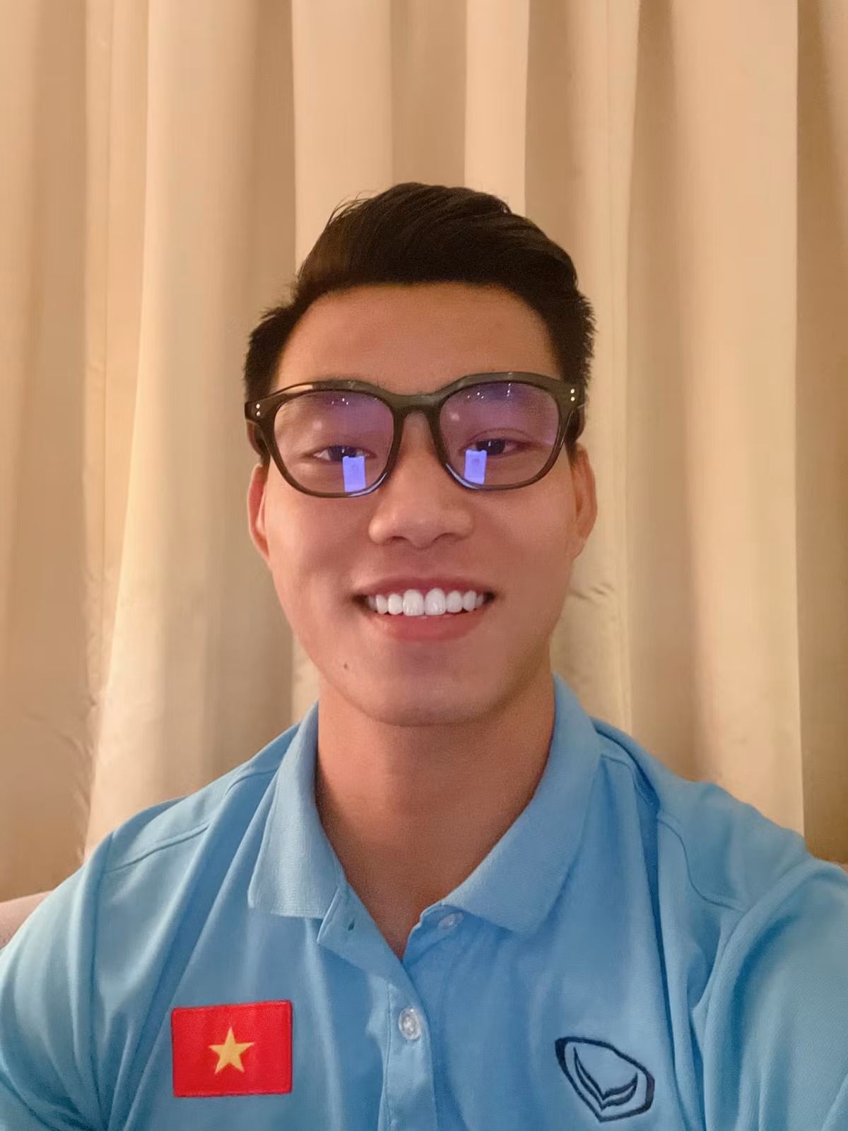 Nhờ quá trình lập luyện thể thao đều đặn nên Văn Thanh có được nền tảng thể lực cực tốt, cùng body hoàn hảo như ngày hôm nay.