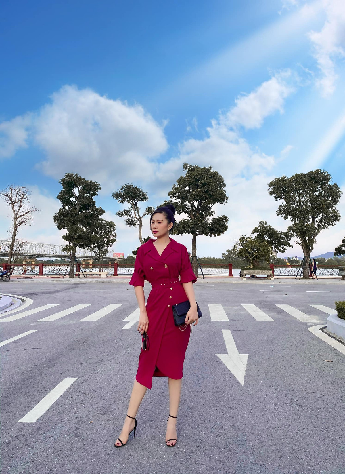 Nhờ vào nhan sắc nổi bật nên Hà Phương đã giành được nhiều giải về sắc đẹp như Top 10 và danh hiệu Người mẫu ảnh cuộc thi Người mẫu quý bà Việt Nam - MRS Vietnam 2018. Năm 2020, cô trở thành Á hậu cuộc thi Hoa hậu Quý bà hoàn vũ toàn cầu - Mrs Global Universe,...