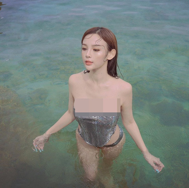 Với vòng 1 căng tràn và to bất thường nên cựu hot girl đã từng vướng vào tin đồn "dao kéo". Tuy nhiên Huyền Baby đã ên tiếng khẳng định mình chưa làm gì với vòng 1 của mình.