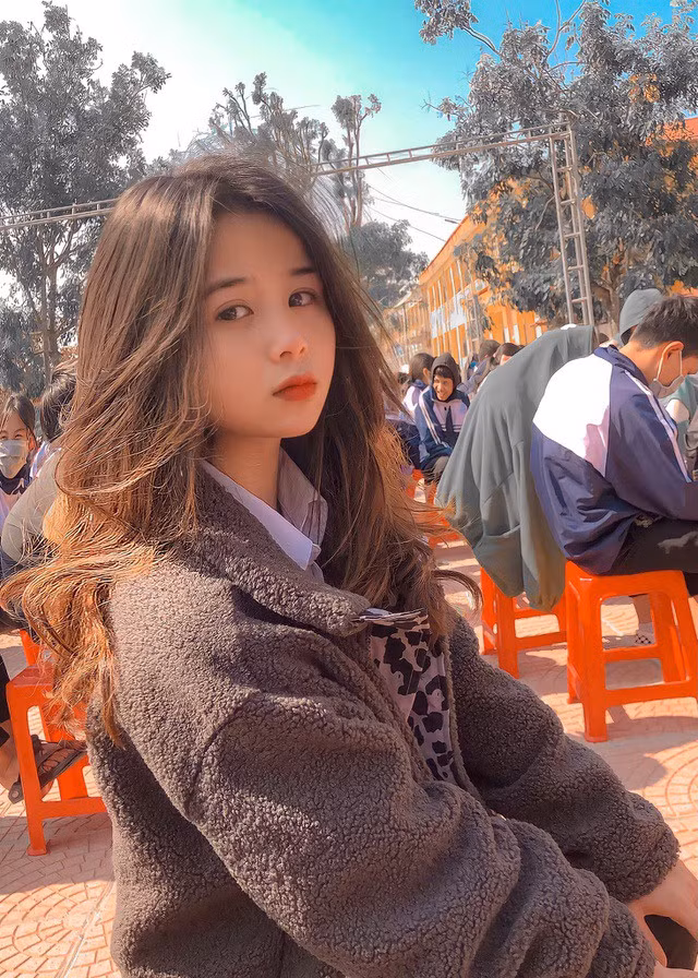 Những hình ảnh mà cô nàng đăng tải cũng nhận được vô số lời khen, phần lớn đều ấn tượng với gương mặt xinh xắn, đáng yêu của cô. Ảnh: Tổng hợp