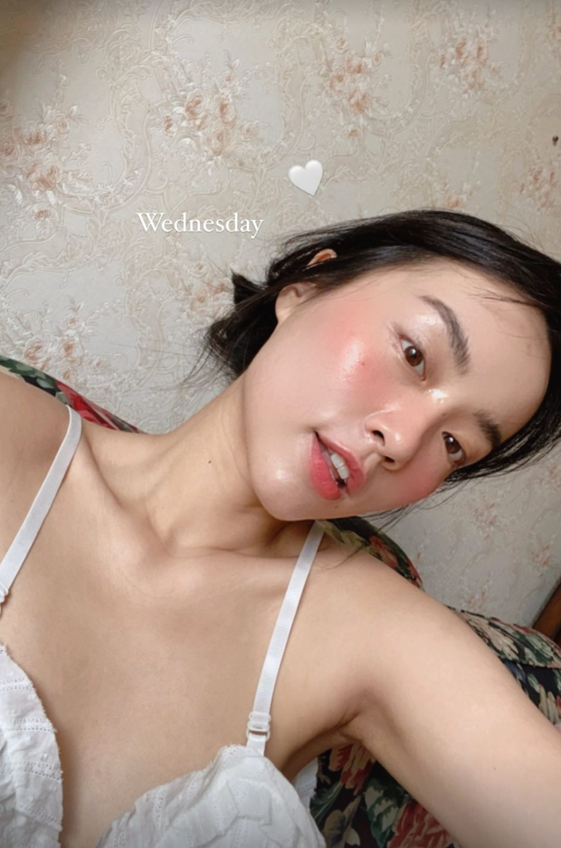 Tham gia MXH TikTok đối với Hà Trúc chỉ là sự vui vẻ, trêu đùa fan của mình, cô không đầu tư hình ảnh hay nội dung như nhiều TikToker khác.