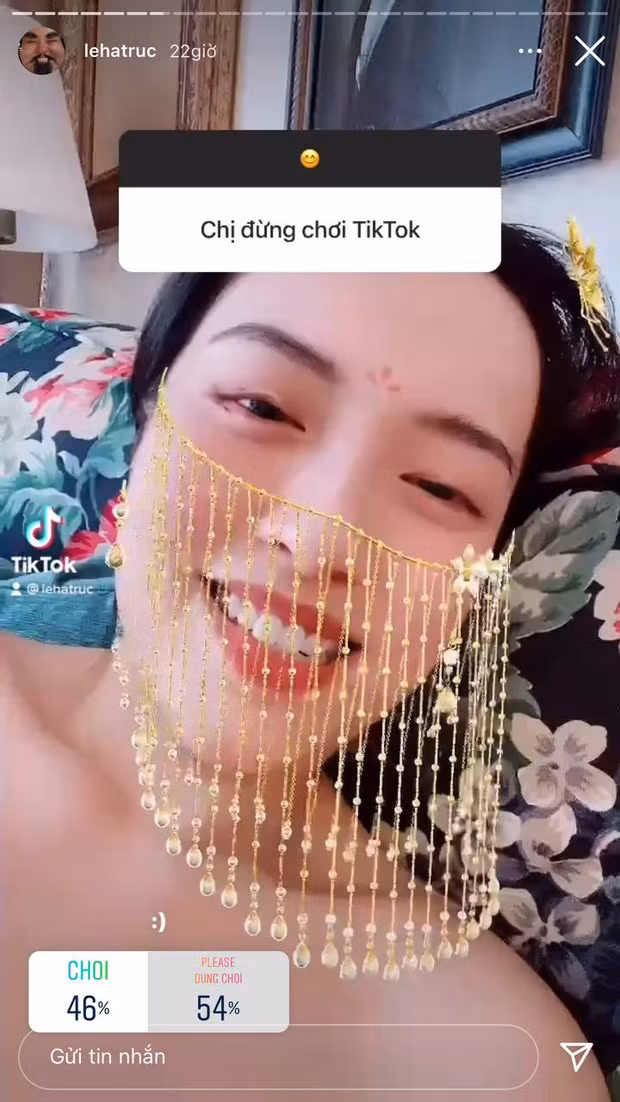 Sau khi chứng kiến màn trả lời cực "troll" của chính nữ travel blogger thì nhiều người mới tá hỏa ra, hóa ra lý do khiến fans phải yêu cầu cô dừng chơi TikTok là vì sự "lầy lội" mất hình tượng bấy lâu của Hà Trúc.