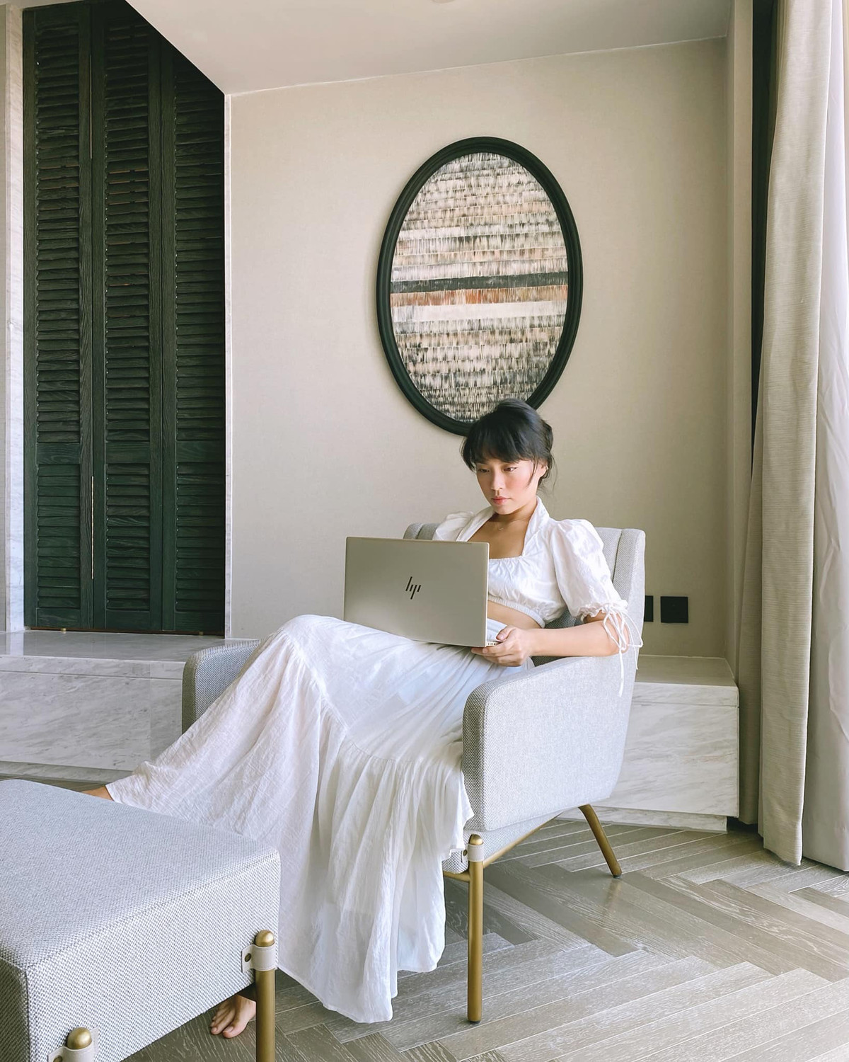 Đúng chuẩn "trời sinh một cặp" khi cả Hà Trúc và bạn trai cô đều là những nhân vật có biệt tài "lầy lội".