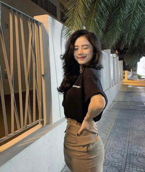 Chưa rõ thực hư bức ảnh xuất hiện của Hàn Hằng ra sao nhưng nhiều người phải trầm trồ vì nàng hot girl vẫn xinh xuất sắc ngay cả khi đang "ở ẩn".