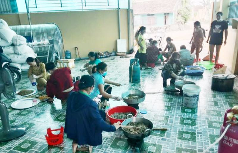 Tin tot mua dich: Hanh dong dep quyet tam chong dich cua nguoi Viet