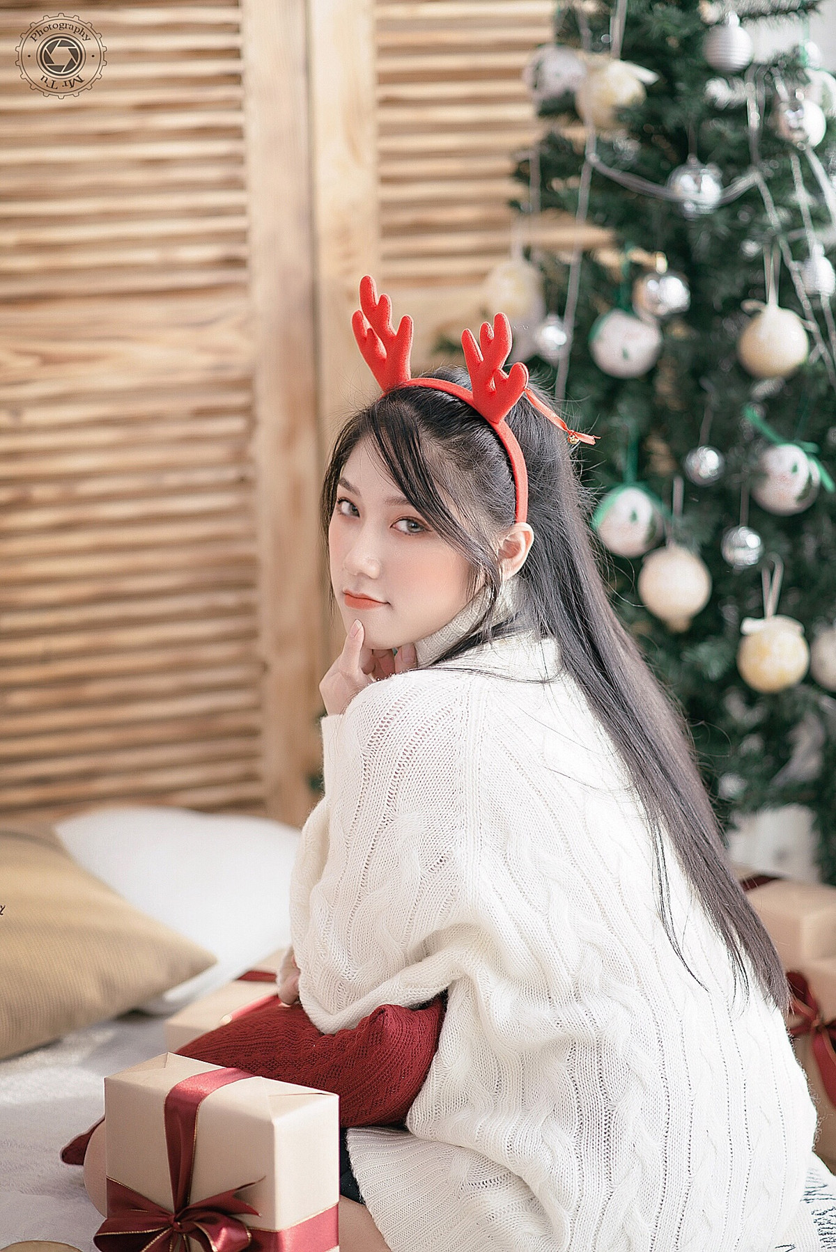 Mỗi hình ảnh mà hot girl trường Học viện Tài chính chia sẻ đều nhận về nhiều lời khen ngợi. Ảnh: FBNV