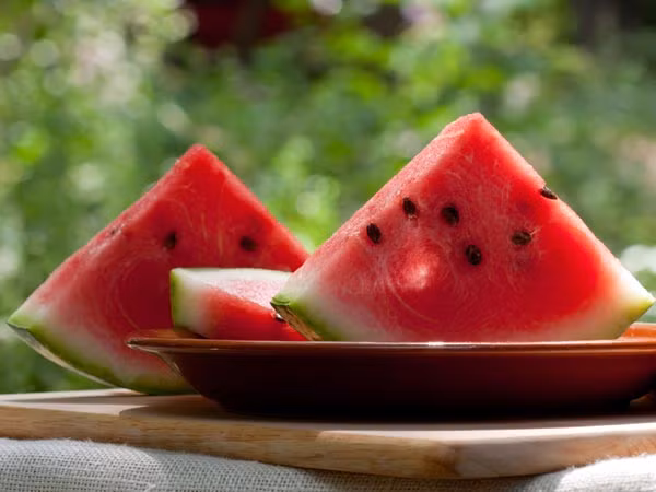 Tốt cho hệ miễn dịch. Hạt dưa hấu có chứa magie tốt cho sức khỏe tổng thể của bạn.