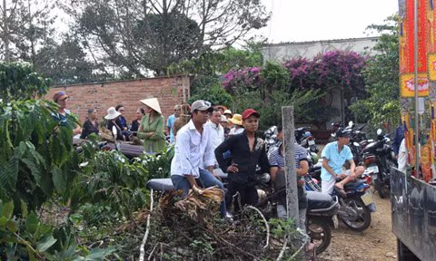 Camera ghi duoc hinh cap nam nu nghi giet tai xe xe om