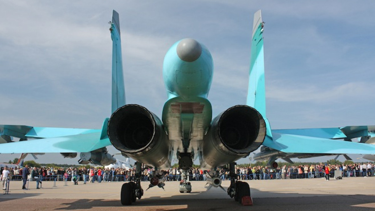 Vụ tấn công mới đây bằng máy bay không người lái nhằm vào các cơ sở lọc dầu của Saudi Arabia càng làm thay đổi quan điểm của các nước Trung Đông vốn lâu nay phụ thuộc vào nguồn cung cấp vũ khí từ Mỹ. Không từ bỏ cơ hội này, Tổng thống Nga Vladimir Putin đã ngay lập tức chào hàng với khẳng định vũ khí của Nga có thể bảo vệ an ninh cho Saudi Arabia.