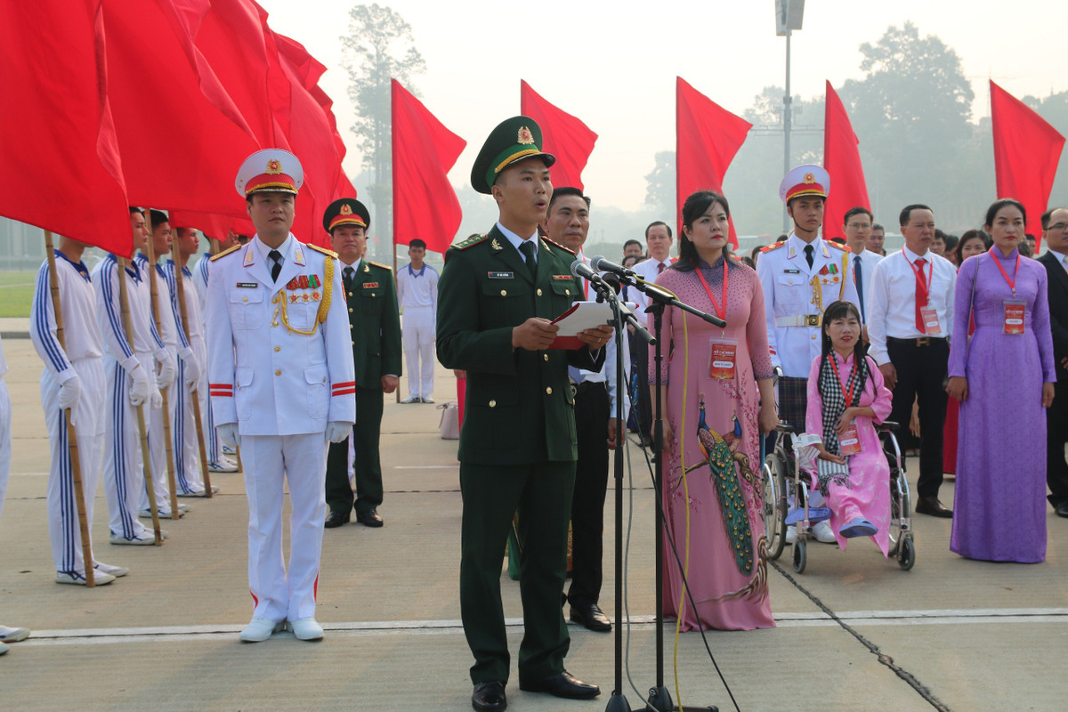 Trao huy hieu Bac Ho cho 68 guong dien hinh tieu bieu toan quoc-Hinh-2