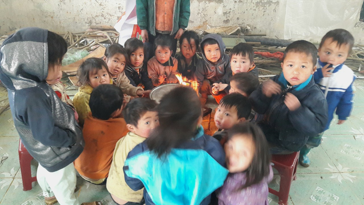 Thay giao mam non 12 nam bam ban het long vi dan em tho-Hinh-2