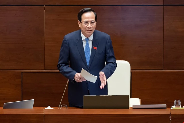 Trinh Quoc hoi 2 phuong an rut bao hiem xa hoi mot lan