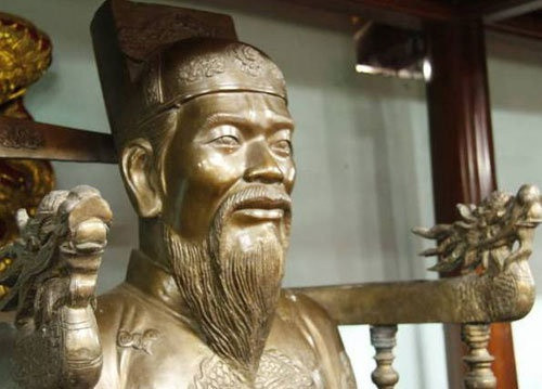 Tướng nhà Nguyễn từng đánh bại kế hoạch “đánh nhanh, thắng nhanh” của Thực dân Pháp năm 1858 là Nguyễn Tri Phương. Tướng Nguyễn Tri Phương từng trực tiếp chống Pháp ở Đà Nẵng năm 1858. Ông đã đánh bại kế hoạch “đánh nhanh, thắng nhanh” của giặc.